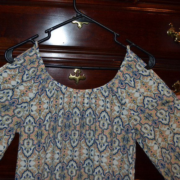 Moa Moa Top, Size Small - Picture 4 of 4